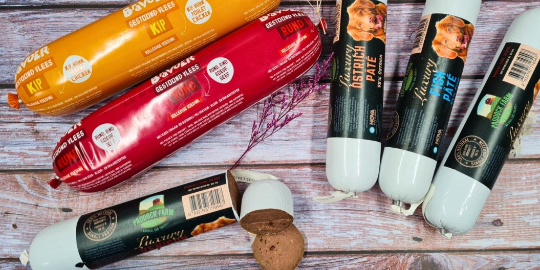 Saucisse de viande cuite à la vapeur pour chien