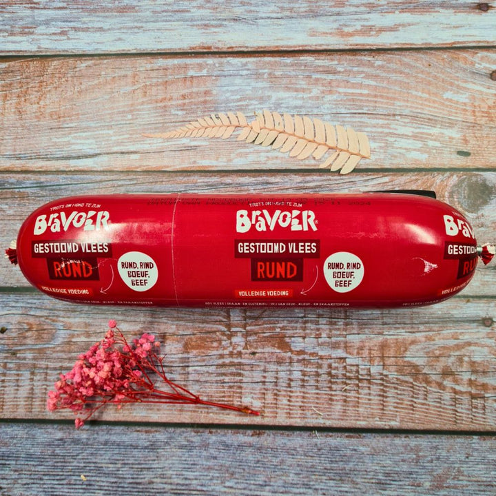 Saucisse de viande de boeuf cuite à la vapeur pour chien